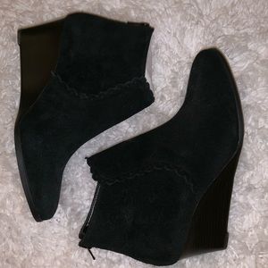 Jack Rogers suede booties